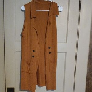 Sleeveless Tan Vest with Pockets